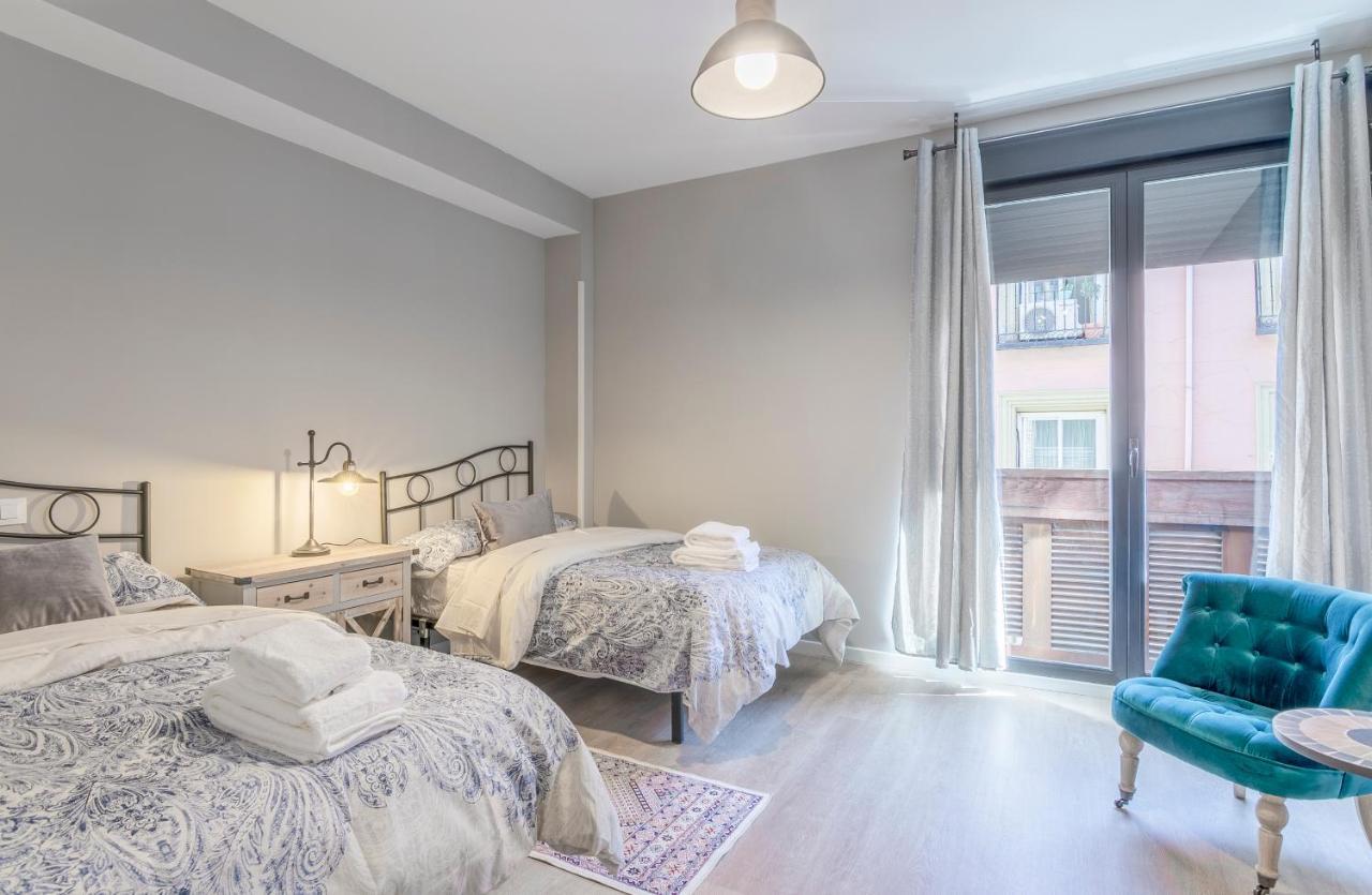 Apartment Cross Check Descalzas Reales *