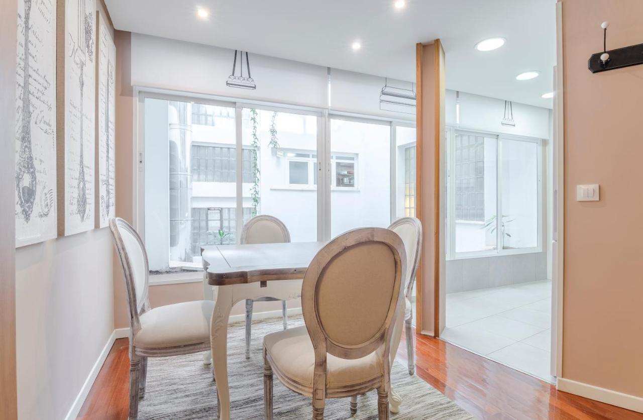 Cross Check Descalzas Reales Apartment *