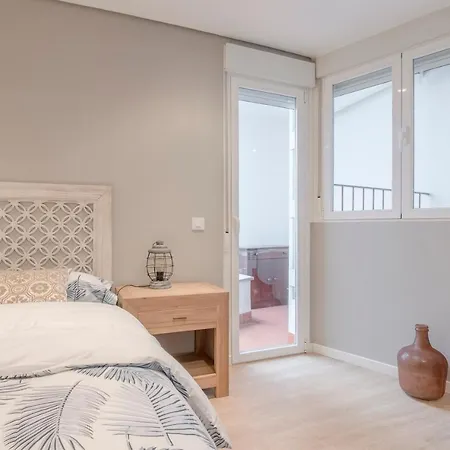 Cross Check Descalzas Reales Apartment Madrid Exterior foto